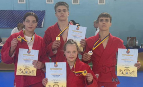 Юні самбісти з Ніжина серед кращих на Чемпіонаті України!