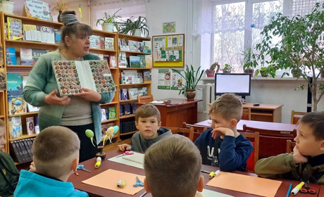 У бібліотеці відбувся майстер-клас з виготовлення Великоднього яйця