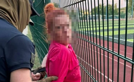 Бухгалтерка одеського заводу злила ворогу щонайменше 10 військових об’єктів в Одесі