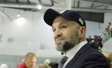 Ексочільник Херсонщини Владислав Мангер звернувся до Президента із проханням вступити до лав ЗСУ