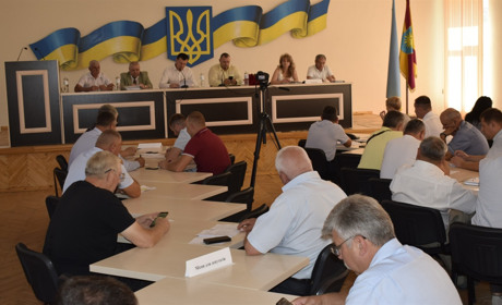 Районна рада виділила кошти на навчання талановитих студентів: засідання сесії