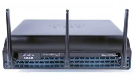 Роутери Cisco: еталонна якість у сфері маршрутизаторів