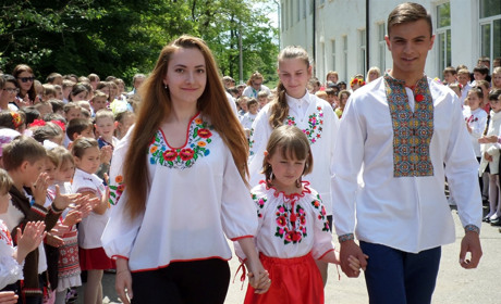 Школи Біляївської громади почали приймати заяви для зарахування дітей до 1 класу: які правила 