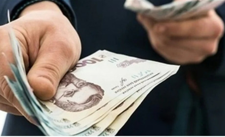 Виплати ВПО затримуються: коли надійдуть кошти за червень