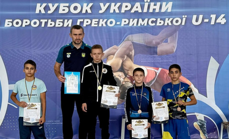 Тріумф южноукраїнських борців: медалі та досягнення у вересні 2024