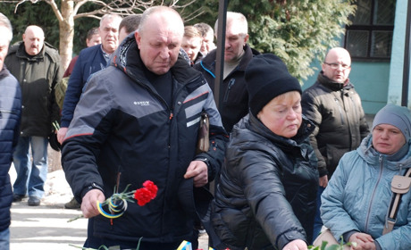 Захищав Харків, воював під Лиманом: Шостка провела в останню путь свого Героя