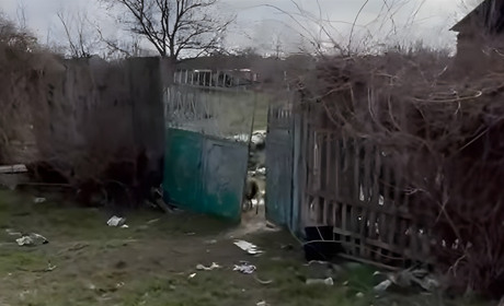 Звалище на подвір’ї: до порушників у Біляївці завітав офіцер громади