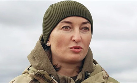 Вона тримає небо: історія жінки з Хмельниччини, яка опанувала Patriot