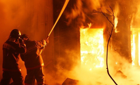 Пожежа у Товсті: вогнеборці врятували від знищення житловий будинок