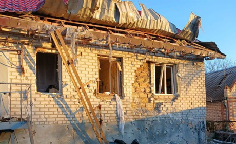 На Херсонщині армія рф атакувала житлові квартали, критичну та соціальну інфраструктуру