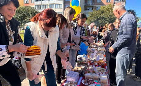 У НВК відбувся благодійний ярмарок: збирали гроші на ЗСУ