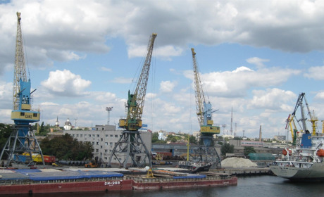 Херсонський порт передали у концесію. Що це означає для пересічних херсонців