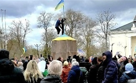 Два роки тому в Новій Каховці відбувся антиросійський мітинг