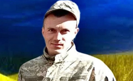 На фронті загинув 29-річний захисник із Есмані Андрій Ребенок
