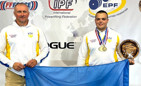 Глухівський пауерліфтер Марк Долженко став кращим на чемпіонаті Європи з жиму лежачи