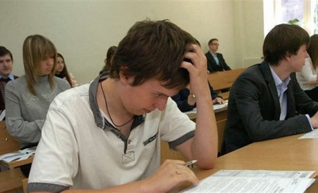 В Україні перенесли ЗНО і вступну кампанію