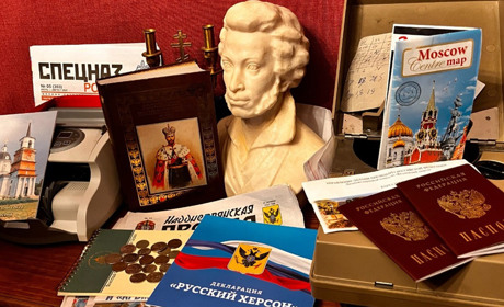 У Херсоні провели обшук в одній із церков, там виявили ворожу літературу та паспорти