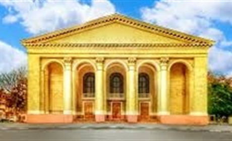 Херсонський театр дарує можливість переглядати вистави онлайн