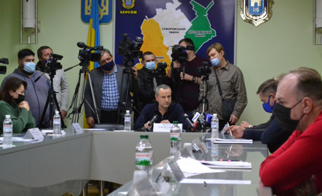 Чиновники в Херсоні до 31 грудня будуть рахувати тимчасові споруди. Розповідаємо більше