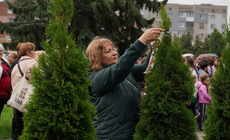 «Вишита стрічка пам’яті»: у м. Бар та селах громади вшанували загиблих Героїв у День вишиванки