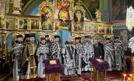 Новини воєнного часу. Старокостянтинівщина. Архієрейське богослужіння, питання розвитку громади