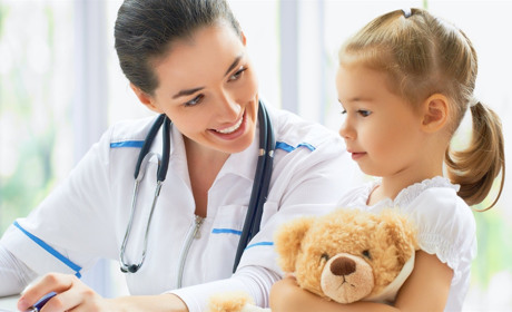 Їдемо з дитиною в Суми, до лікаря. Що треба знати?