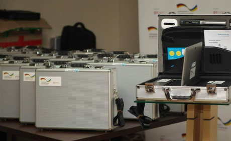 25 громад отримають обладнання для надання адмінпослуг та видачі паспортів. Серед них - Білопільська