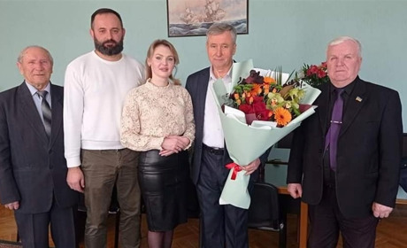 Начальника дирекції залізничних перевезень привітали з ювілеєм