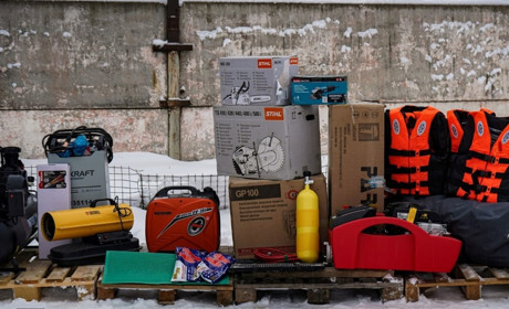 Громади Луганщини допомагають рятувальникам. Яке матеріально-технічне забезпечення надали ДСНСникам