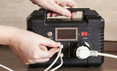 Дітей з інвалідністю підгрупи А забезпечать портативними зарядними станціями