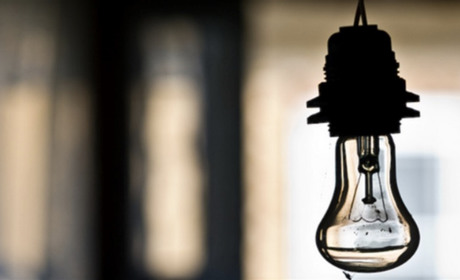 Без світла: хто у Звягелі потрапив під обмеження 8 квітня