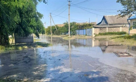 Люди в селах рятуються самотужки