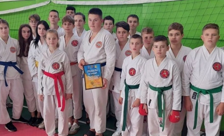 Вихованці червоноградського карате клубу «Антей» успішно виступили на відкритому чемпіонаті області