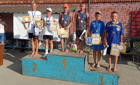 Старокостянтинівські юнаки здобули призові місця у змаганнях з пляжного волейболу