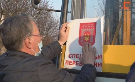 Для медиків, які живуть в Біляївському районі, а працюють в Одесі, організували спеціальний  рейс 