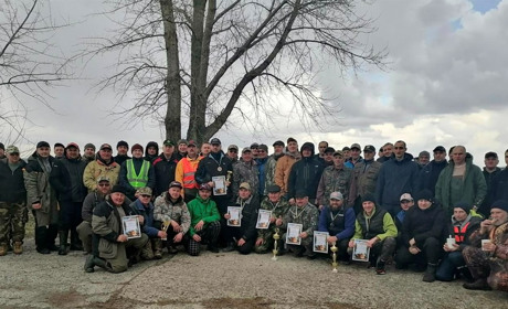 Благодійні змагання з лову окуня: рибалки-аматори Хмельницької АЕС назбирали на квадрокоптер для ЗСУ