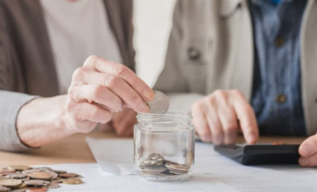 Кабмін готує масштабну пенсійну реформу: замість однієї — три вплати