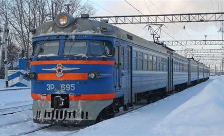 Через Хмельниччину курсуватимуть додаткові потяги на гірські курорти