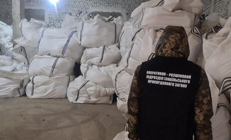 Пограничники обнаружили в Измаиле контрабанду сигарет на 27 миллионов гривен