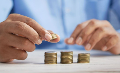 Куди йдуть гроші українців і чи варто чекати зниження цін?