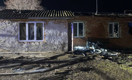 Серія пожеж на Городоччині: рятувальники знову в роботі