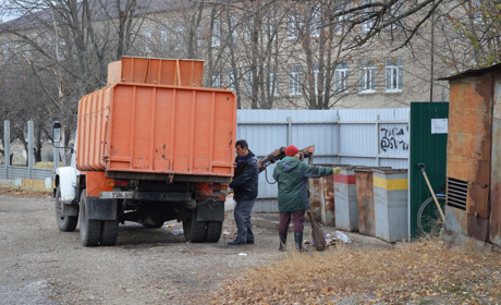 Коли у Сватовому у грудні 2019 вивозитимуть сміття від приватного сектору 