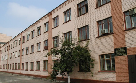 Окупанти обіцяють відновити роботу заводу крупних електричних машин у Новій Каховці