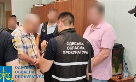 Стати моряком за 2000 доларів: на хабарі викрили члена приймальної комісії морського коледжу в Одесі