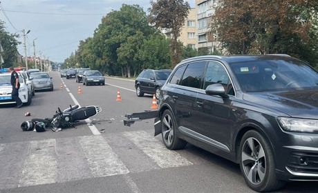 Поліцейські розслідують обставини ДТП у Кіцмані, в якій травмувалися двоє буковинців