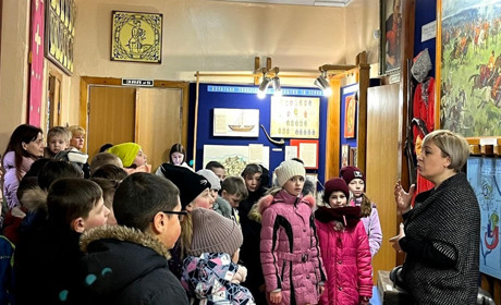 "Подорож в минуле": у Жовтоводському музеї пройшла театралізована екскурсія (відео)