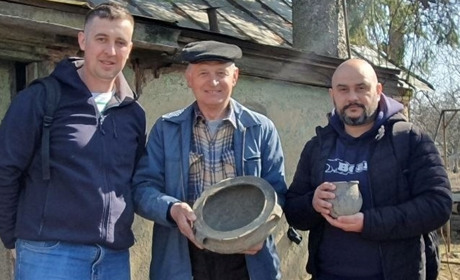 Житель Рашівки Олександр Кобізький знайшов артефакти черняхівської культури