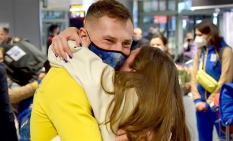Спортсменів, що повернулись із олімпіади зустрічала делегація із Сум