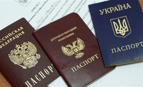 Троє херсонок в окупації займалися примусовою паспортизацією, їм загрожує по 15 років ув'язнення