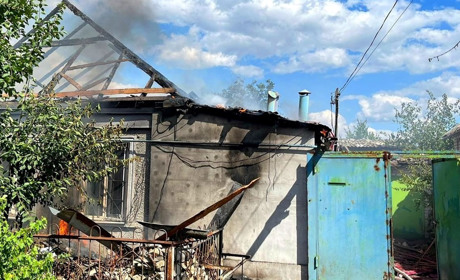 Херсонщина під ворожим вогнем: окупанти атакують з РСЗВ, мінометів, танків, авіації та БПЛА